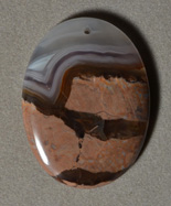 Mexican agate oval pendant bead.